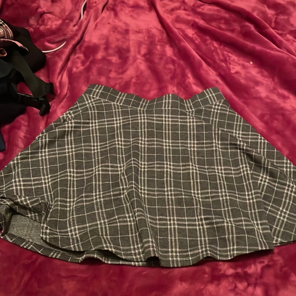plaid skirt